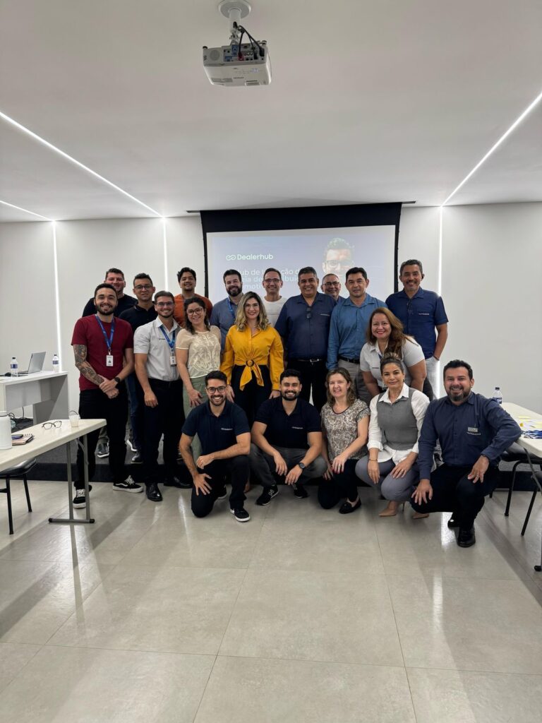 Colaboradores reconhecidos como Embaixadores da Inovação pelo Grupo Rovema em parceria com a Dealer Hub